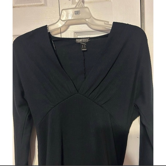 Revamped Black Long Sleeve V-Neck Dress Ruched Waist Size XL Little Black Dress - Picture 8 of 9